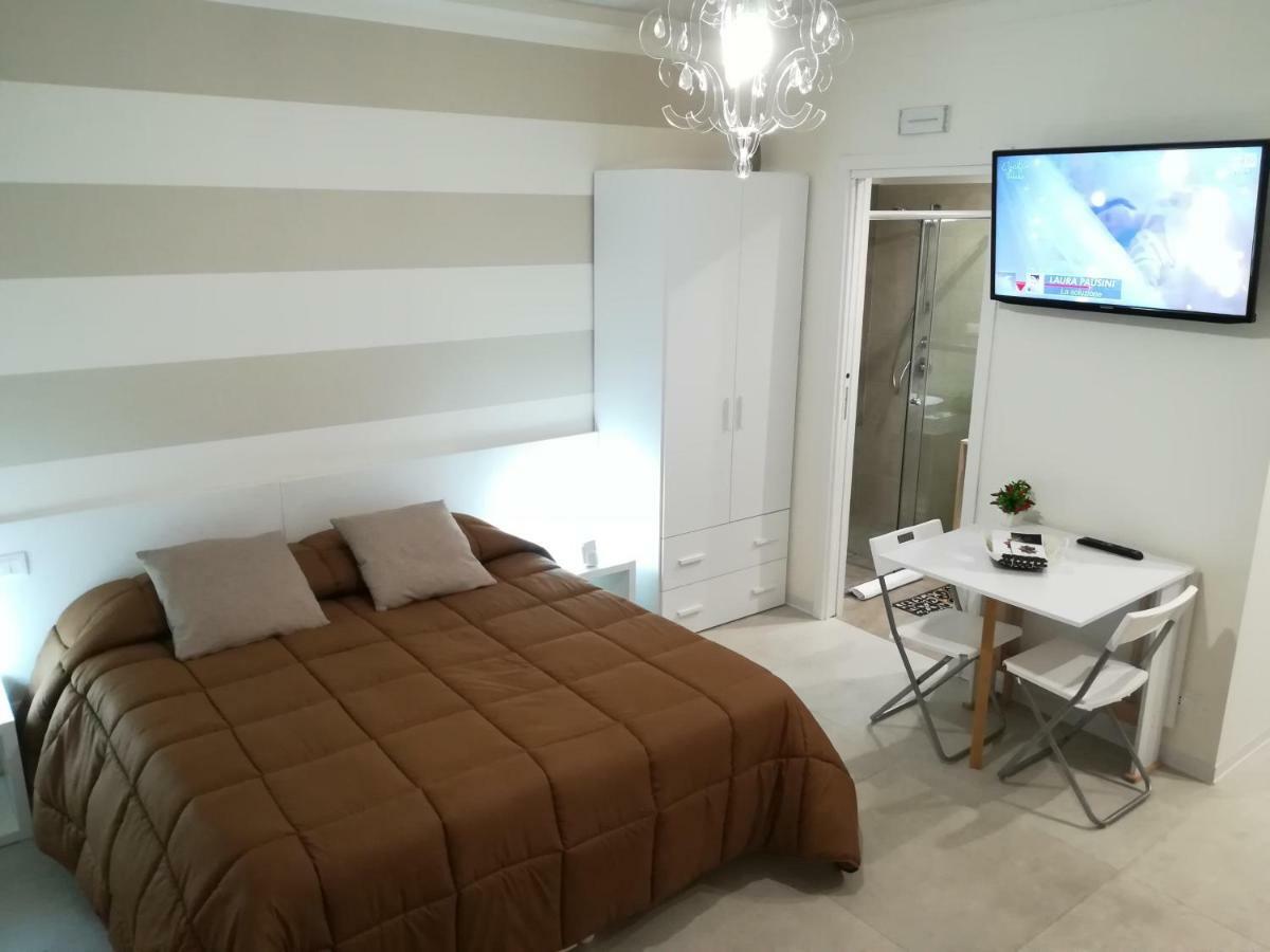 Guest House B&B Via Marina Reggio di Calabria Buitenkant foto